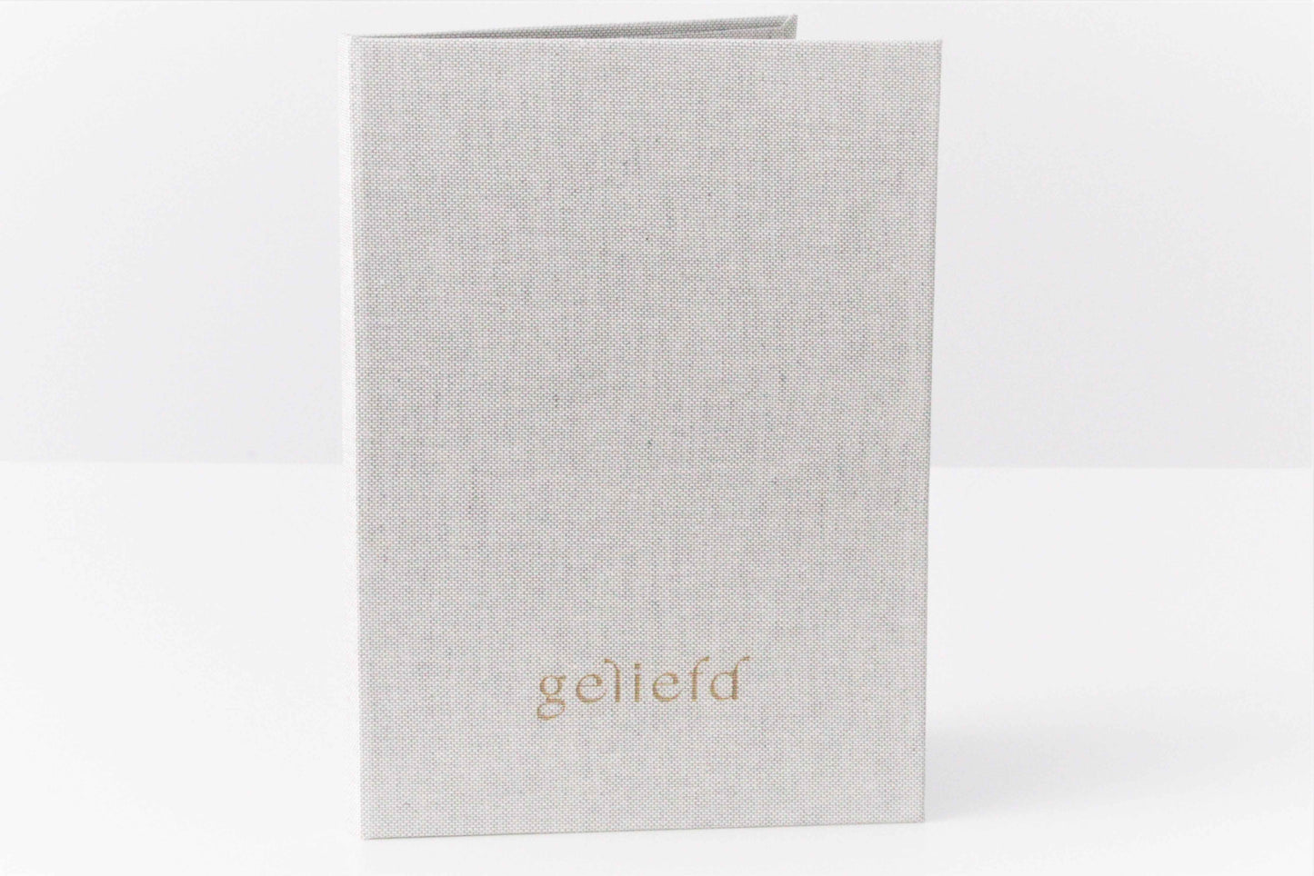 linnen koesterdoos 'geleefd, geliefd' herinneringsplek (met boek)