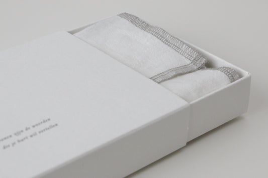 Zakdoekendoosje rouwaandenken Wabimento